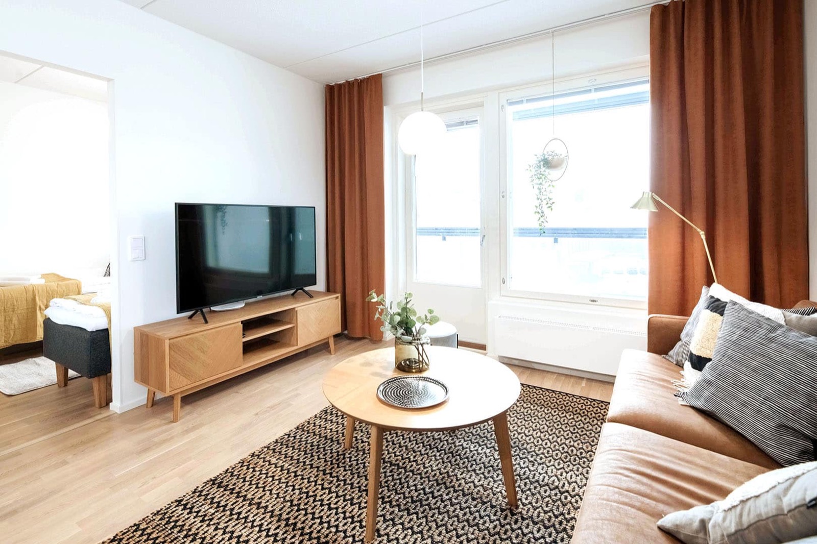 Jyväskylä kalustetut asunnot Janne Immonen Rahulihomes Rock Your Day