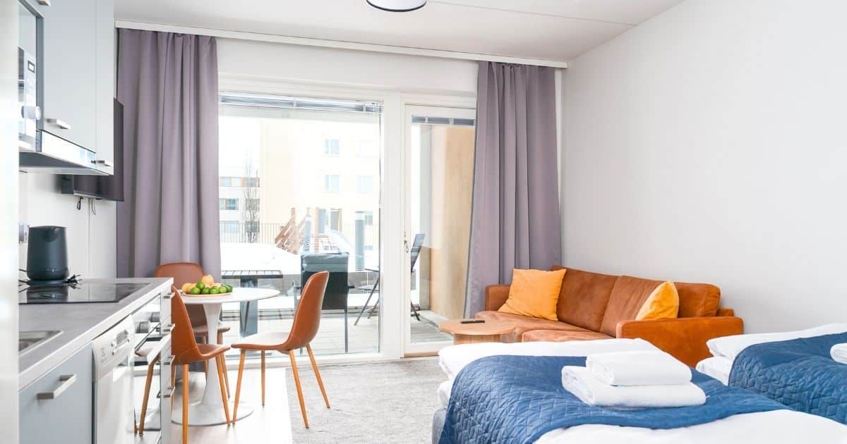 Premium kalustetut asunnot Jyväskylä – Rahuli Homes tarjoaa moderneja ja täysin varusteltuja huoneistoja pitkäaikaiseen majoitukseen.